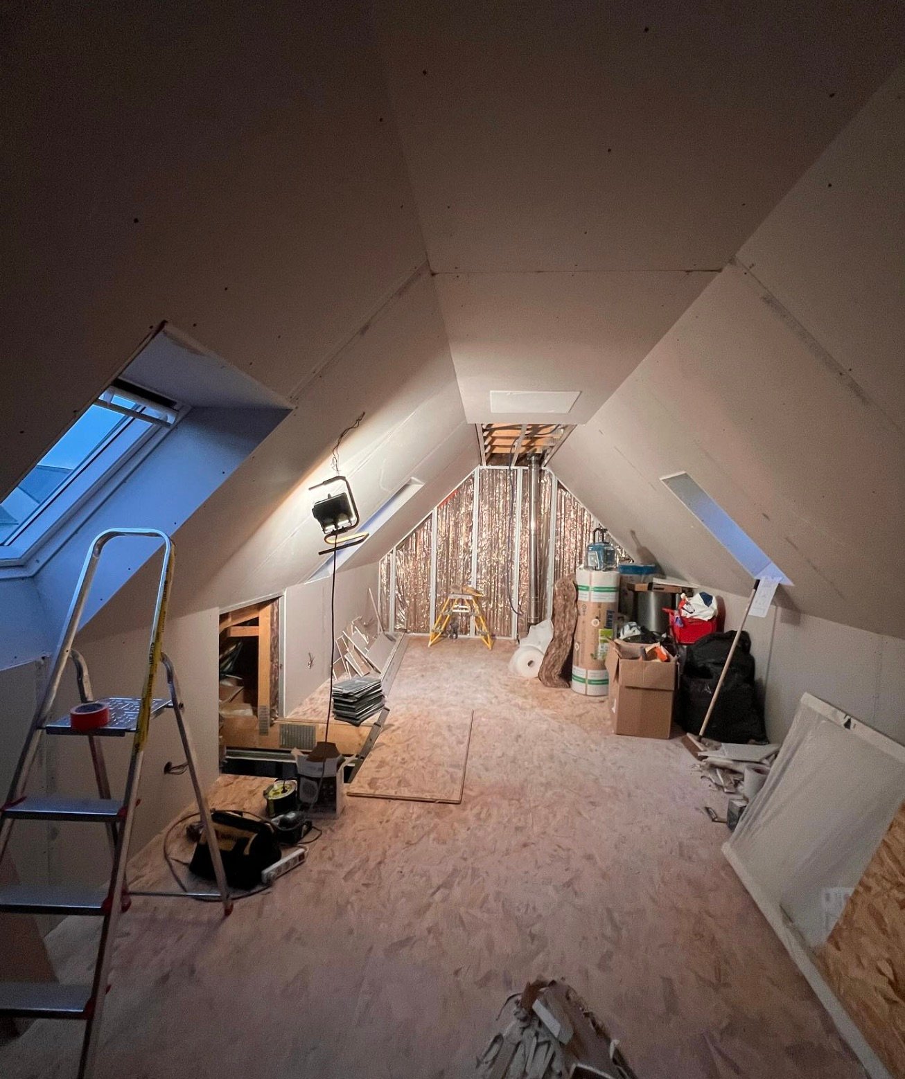 Pose et jointoyage plaques – Le Jointeur Rennais